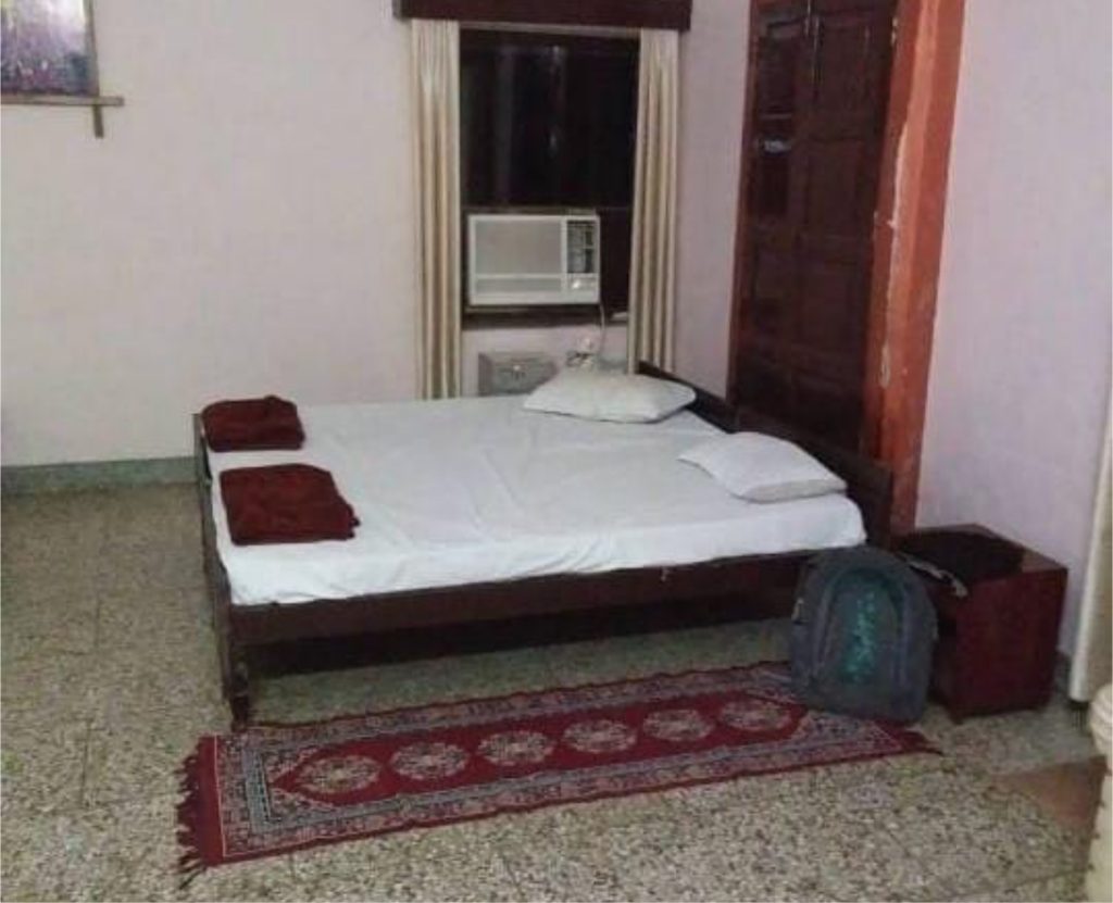 Best ashram in Vrindavan for devotees and pilgrims Best ashram in Vrindavan for devotees and pilgrims